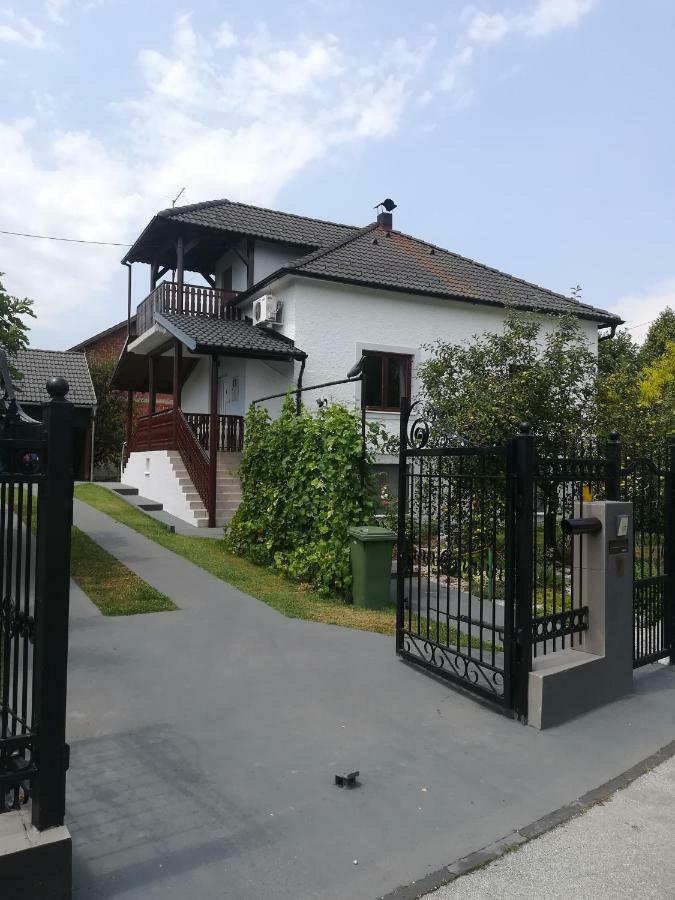 Holiday Home Baotic Velika Mlaka Kültér fotó